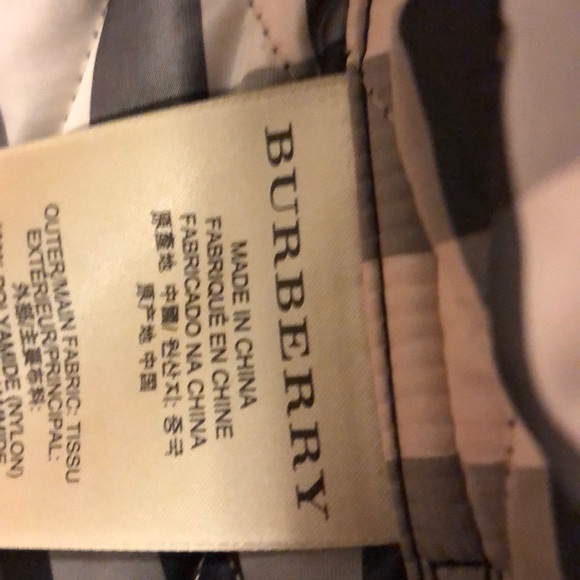 Burberry coat - Picture 3 of 5